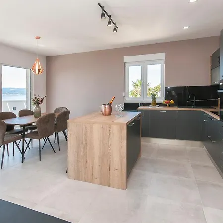 Apartments & Luxury Penthouse Duce Omis Exterior photo
