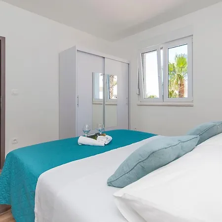 Apartments & Luxury Penthouse Duce Omis Exterior photo