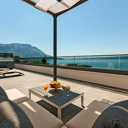 Apartments & Luxury Penthouse Duce Omis Room photo