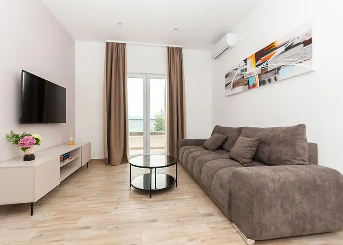 Apartments & Luxury Penthouse Duce Omis