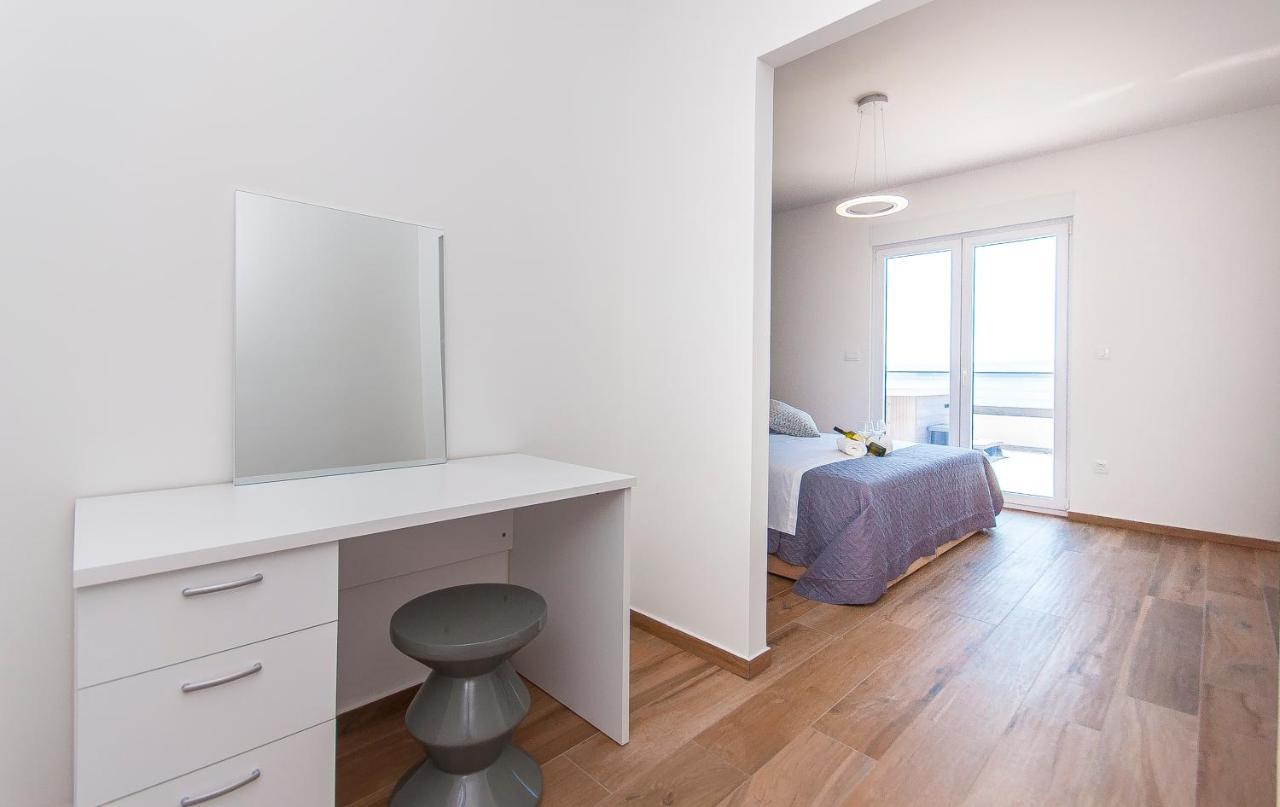 & Luxury Penthouse Omis Apartment Duce
