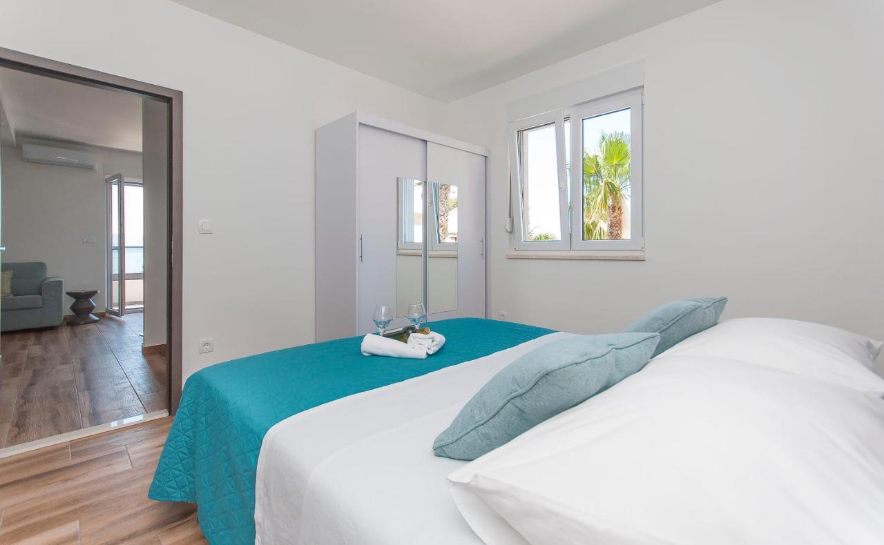 & Luxury Penthouse Omis Duce