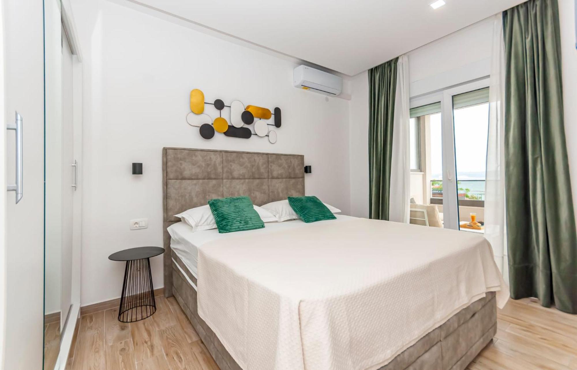 & Luxury Penthouse Omis Apartment