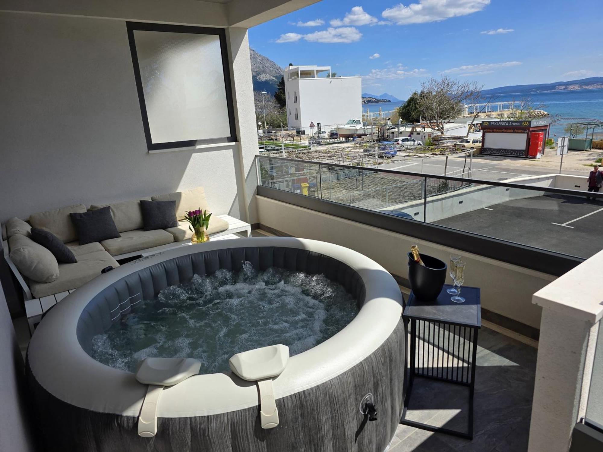& Luxury Penthouse Omis Apartment Duce